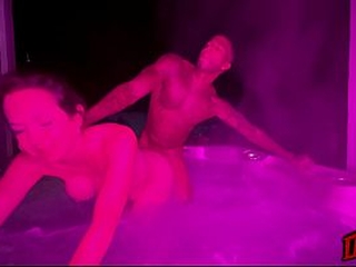 QOS HOTWIFE SUZANNE HOLLY GETS RAILLED BY A BBC BULL IN THE JACUZZI WHILE HER HUSBAND TALKS HER THRU IT